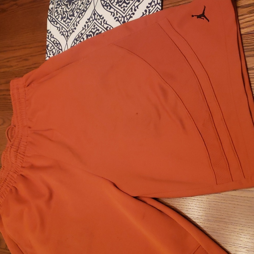Jordan Mens Basketball long Shorts XL Burnt Orange